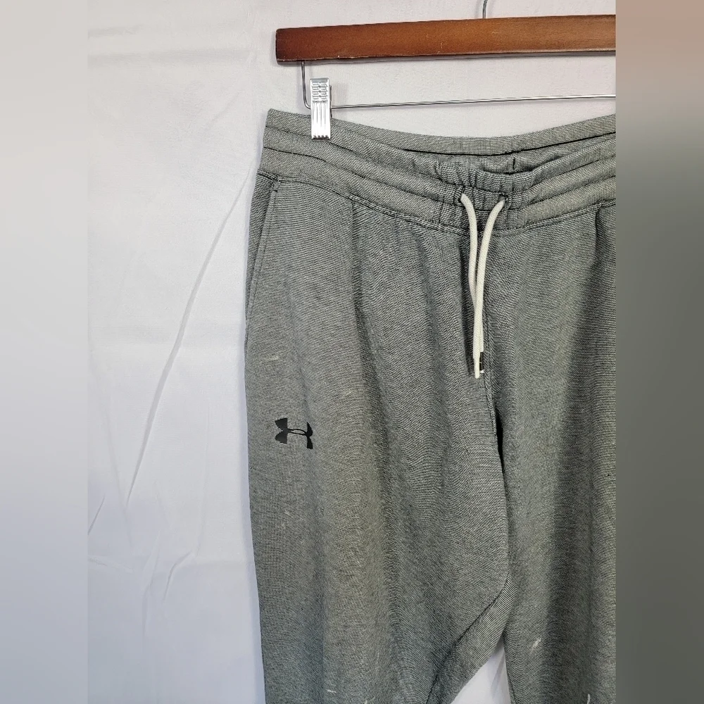 Men's XL Under Armour sweats